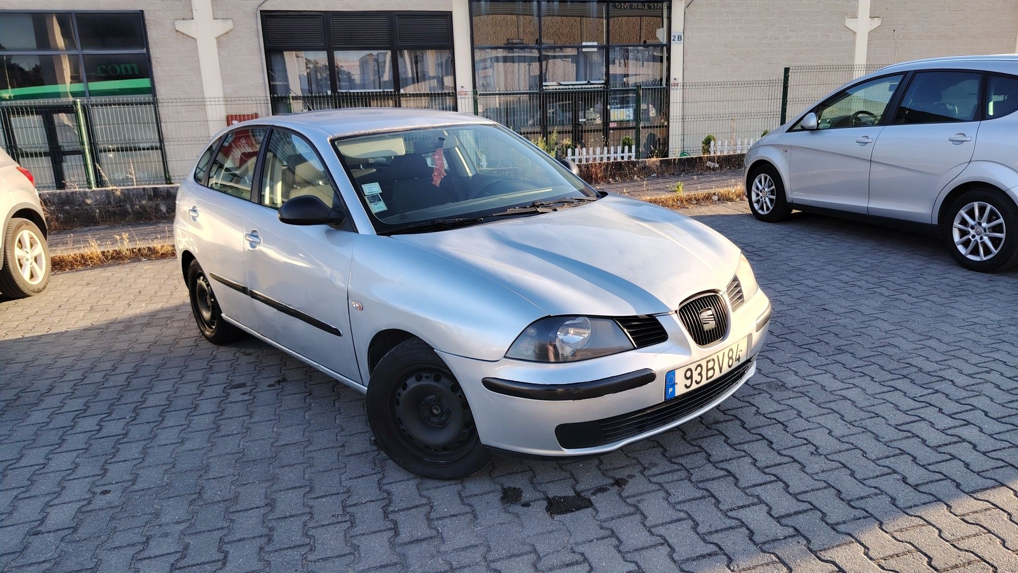 SEAT IBIZA 6L 1.2 gasolina 2006