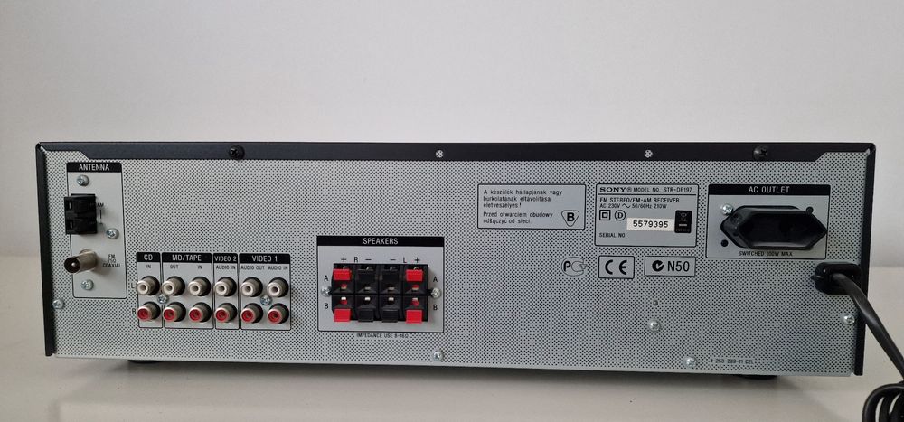 Amplituner Sony STR-DE197