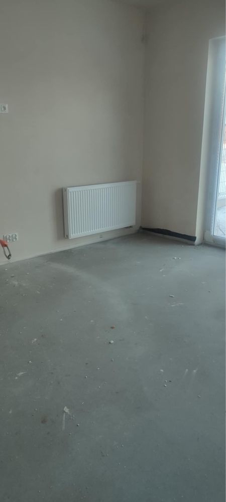 Grzejnik, kaloryfer 80x60x10 jak nowy