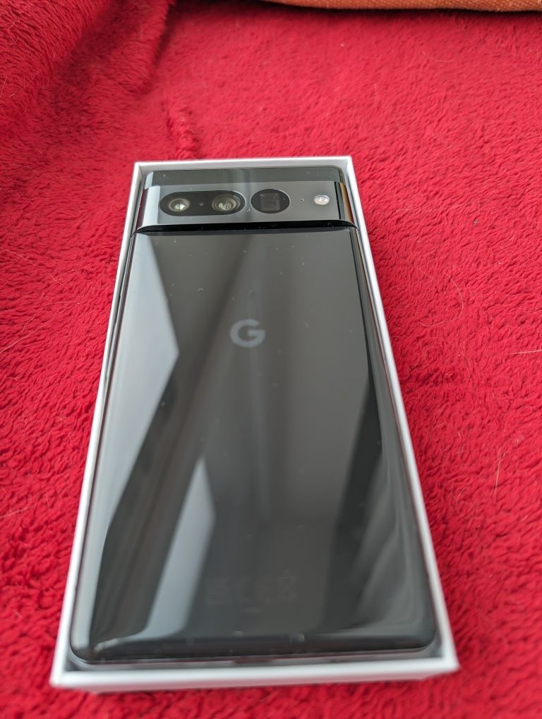 Google Pixel 7 pro 8/128, зі сколом на екрані