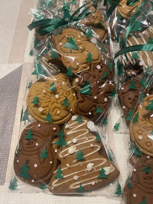 Pierniczki pierniki świąteczne zapakowane