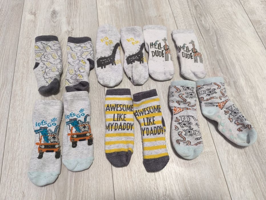 6 par skarpetek chłopięcych antypoślizgowych roz. 18/22