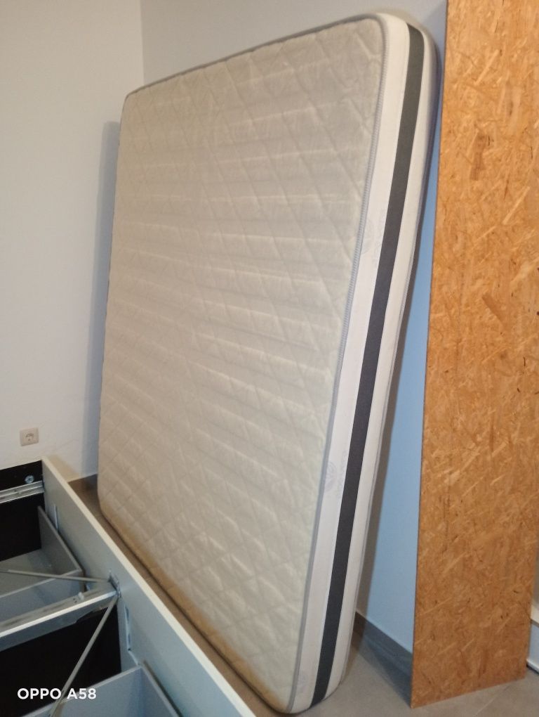 Vendo cama 160×200 IKEA com arrumação+colchão