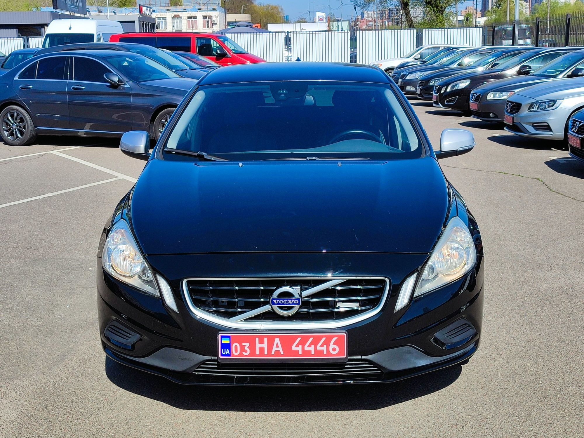 R-DESIGN Volvo V60 2,4 D5 AWD автомат 2013 ІДЕАЛ