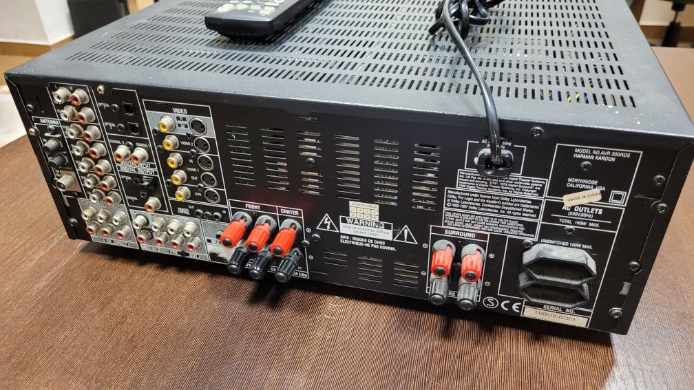 Amplituner kina domowego harman/kardon AVR300