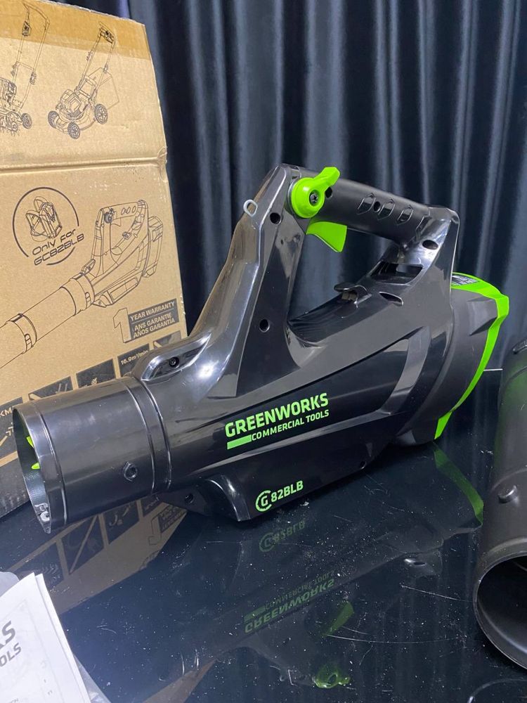 Повітродув вітродув з Німеччини Greenworks GC82BLB для рюкзака