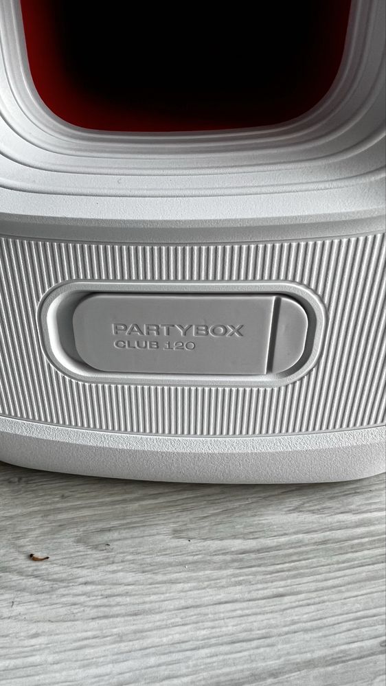 Aluguer JBL PartyBox Club 120