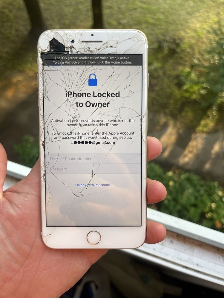 Продам Iphone 7 plus