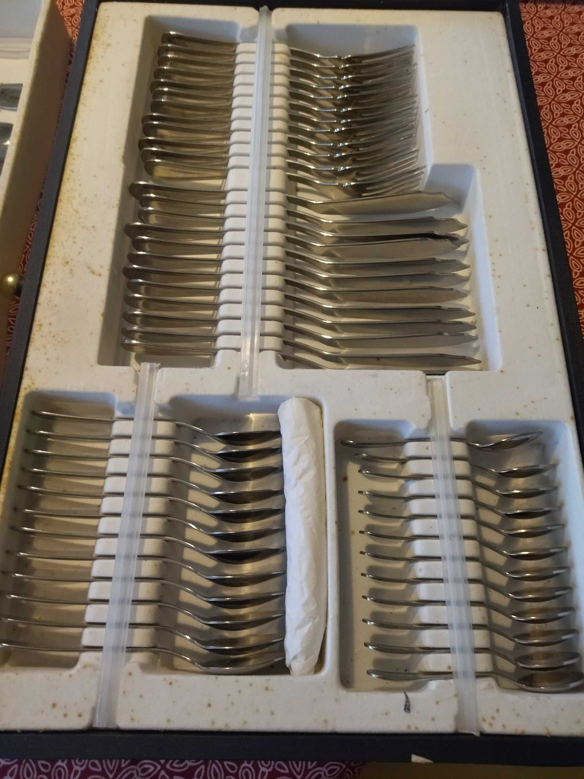Faqueiro novo completo em aço inox