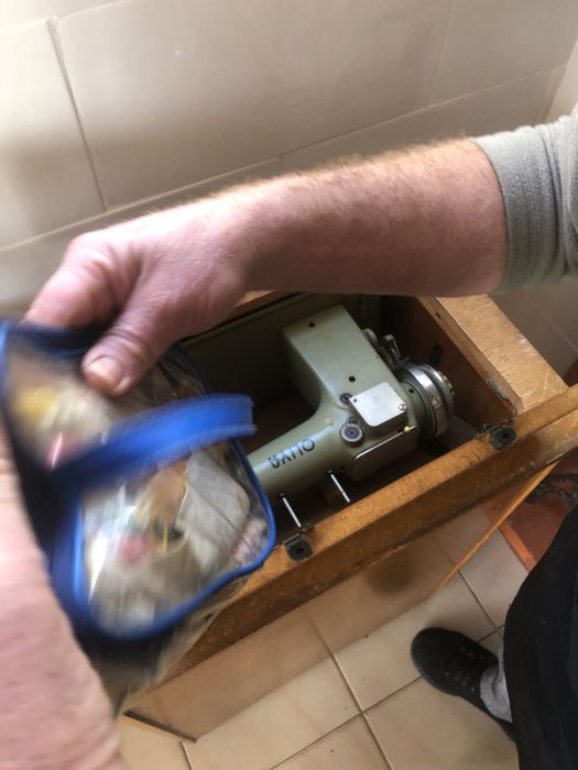 Maquina de costura Oliva (antiguidade)