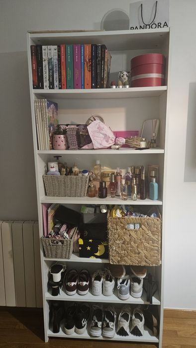 Estante ikea usada
