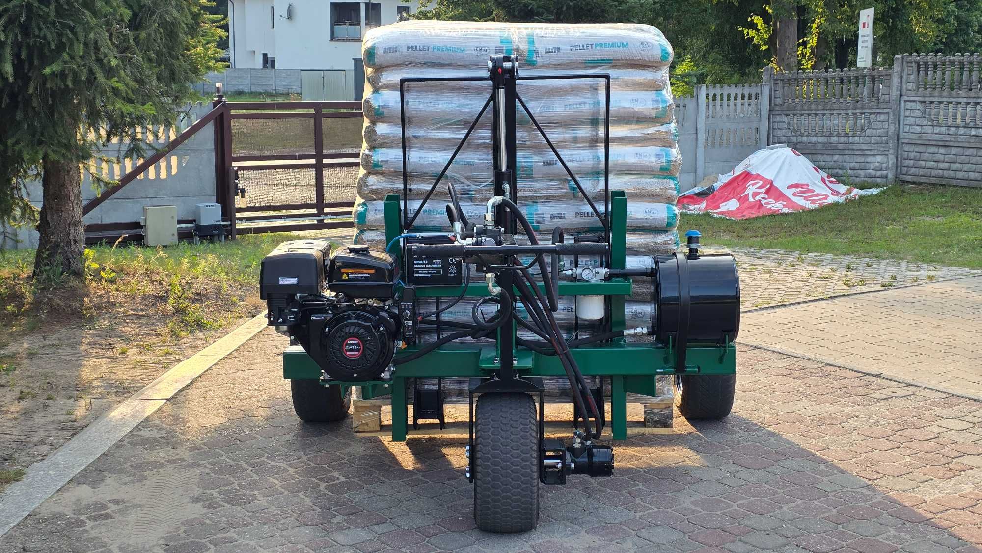 Terenowy Wózek paletowy | Paleciak | Spalinowy | 1500 kg