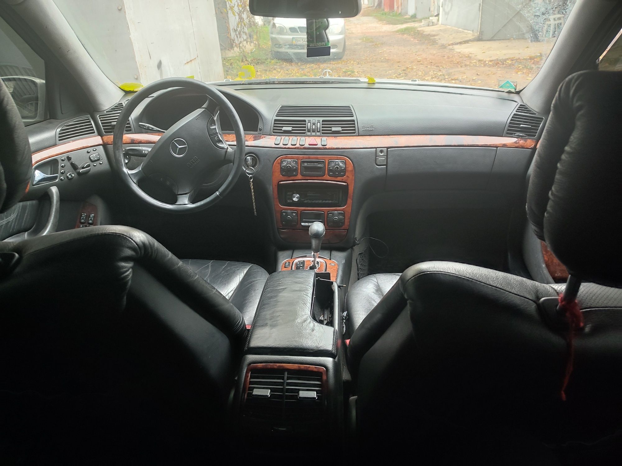 Продам кожаный салон Mersedes W220 s320