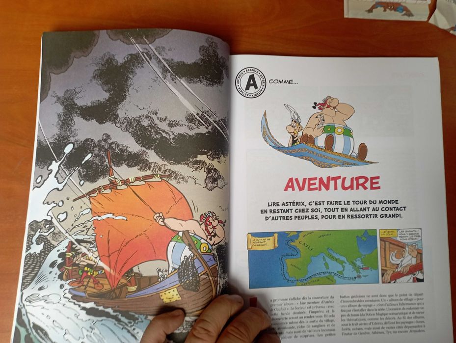 Astérix L'Irréductible - Le Monde Hors-Serie