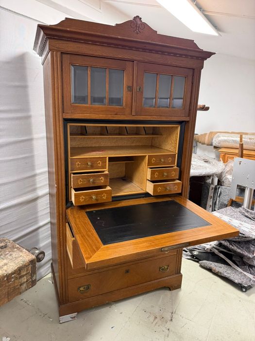 Móvel secretária anos 30