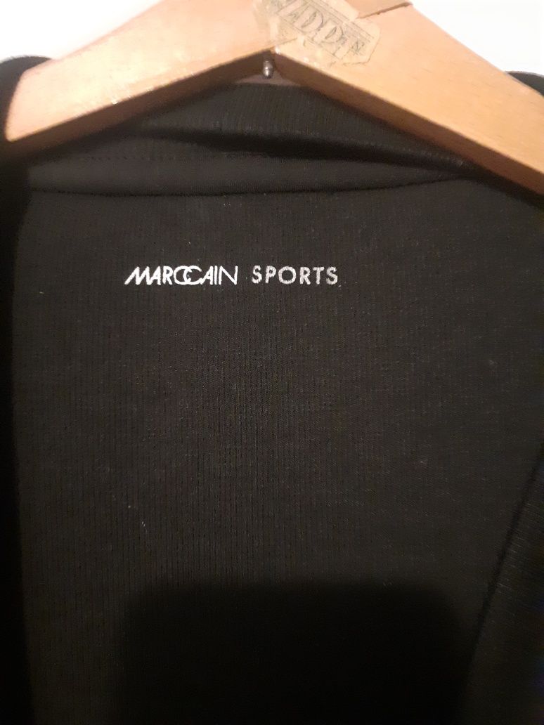 Bluzka marc cain sports czarna cekiny