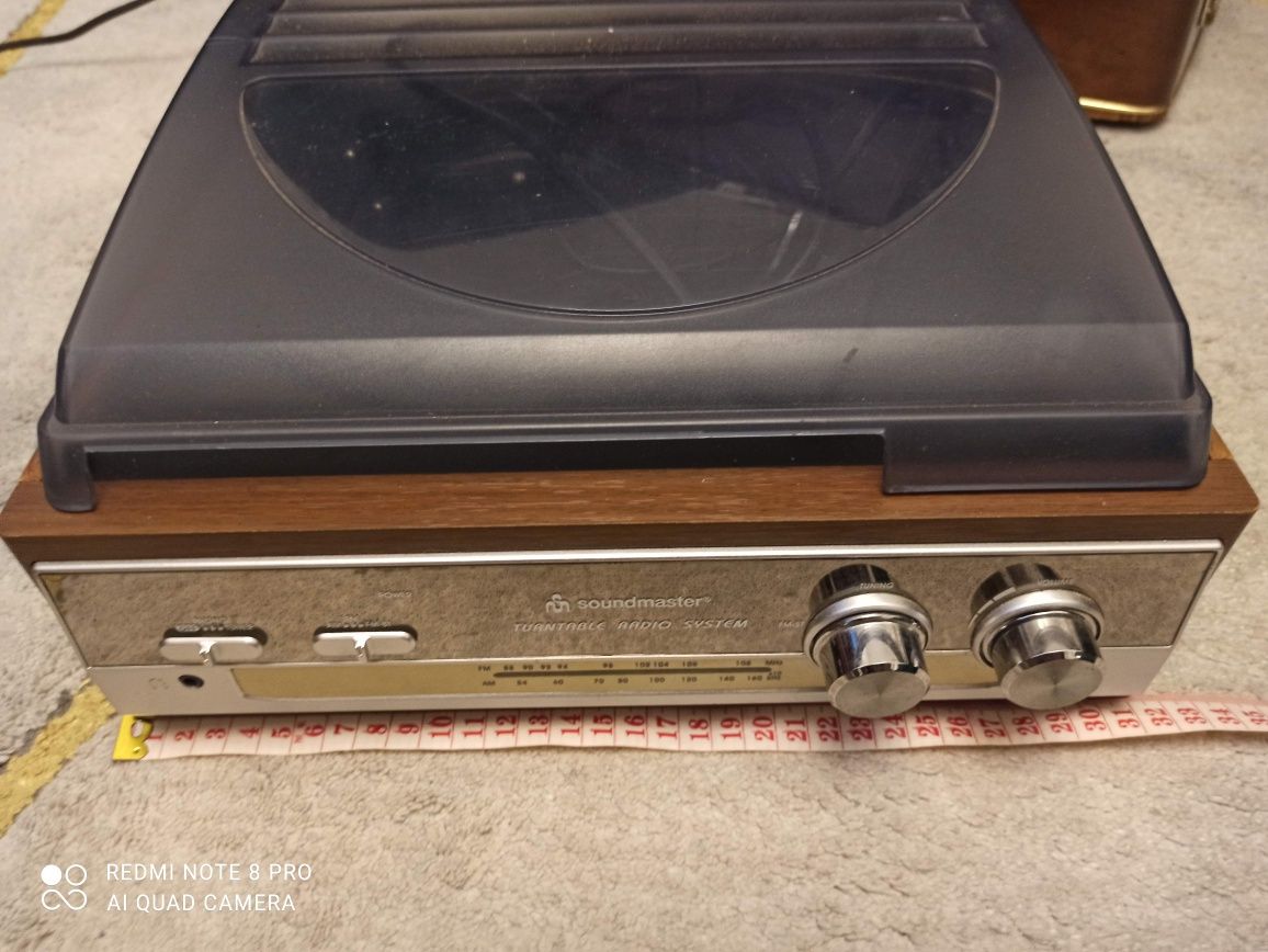 Gramofon z radio Soundmaster vintage
