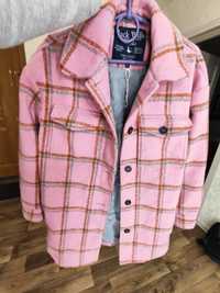 Розовая курточка рубашка в клеточку