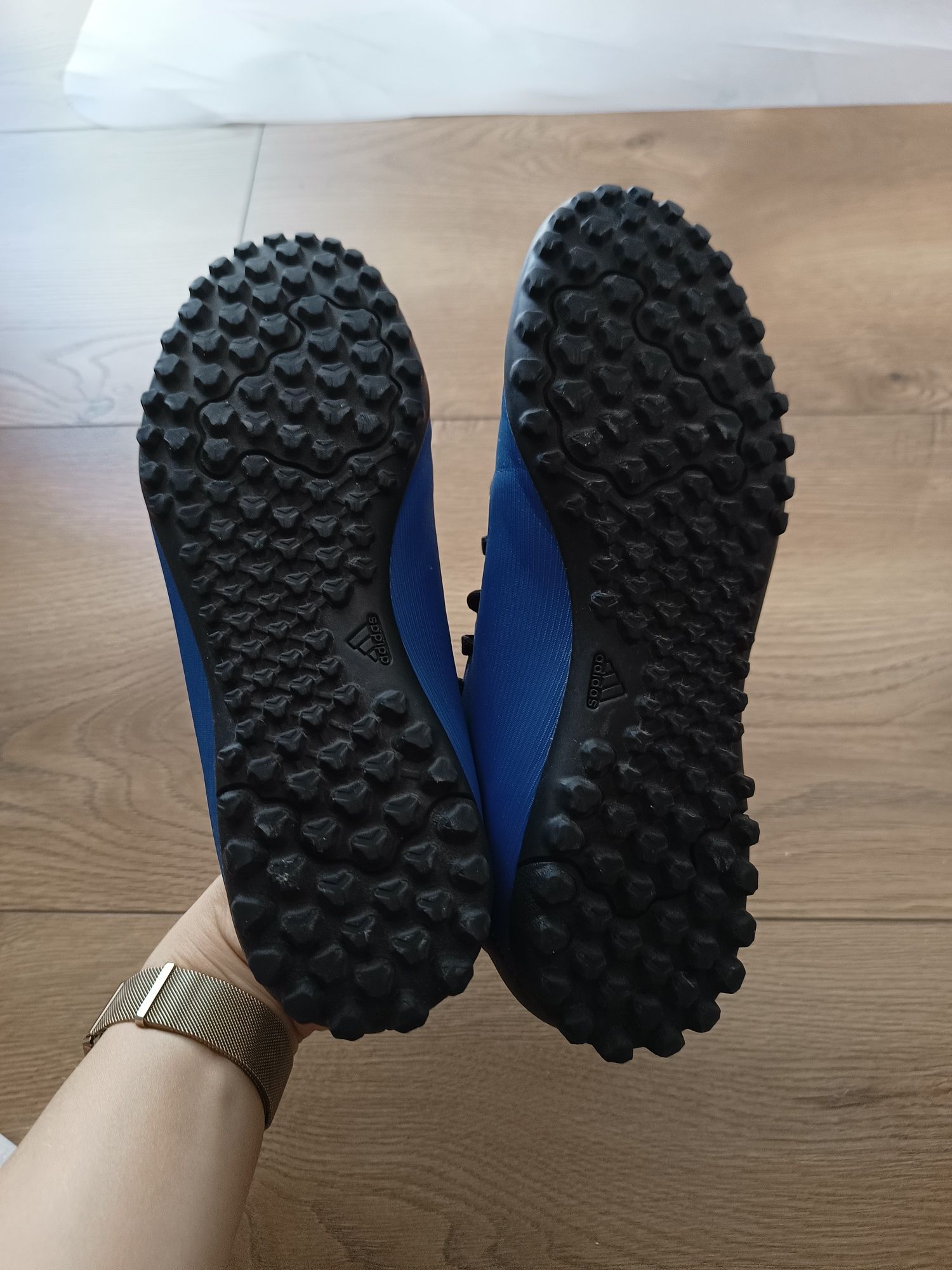 Turfy adidas sportowe