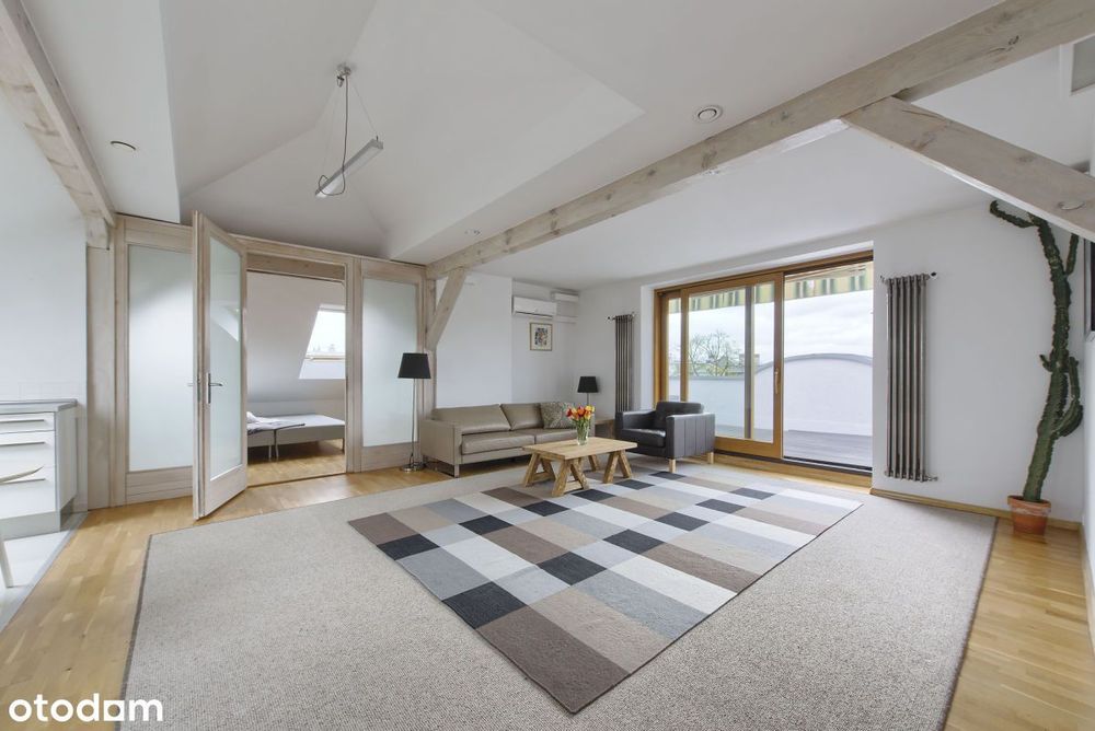 Mieszkanie typu loft w przedwojennej willi