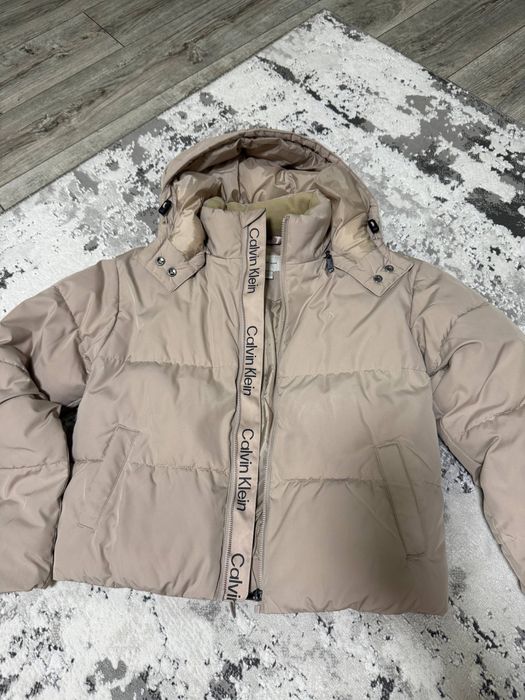 Новая Куртка женская Calvin Klein xs