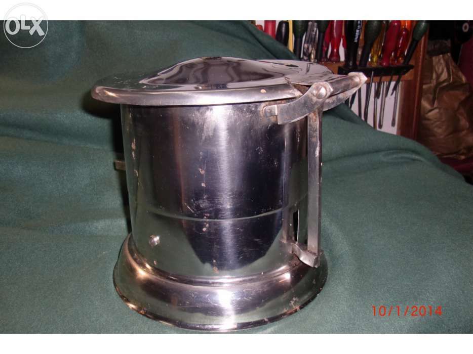 Escarrador cuspidor antigo em inox