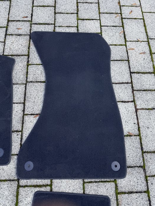 Dywaniki Lato/Zima Audi A4 b9 praktycznie nowe