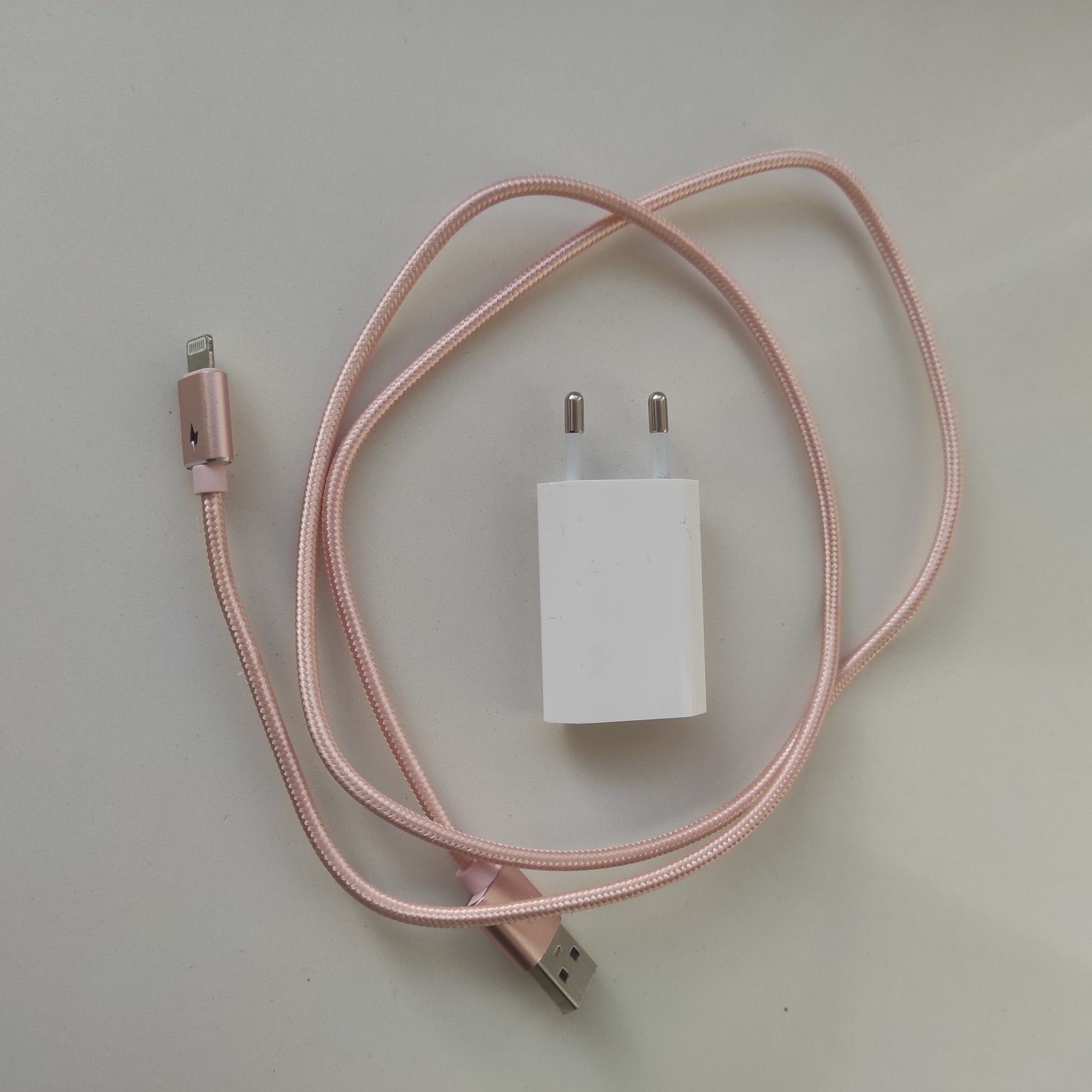 iPhone 12 mini branco 128Gb. com muitos extras