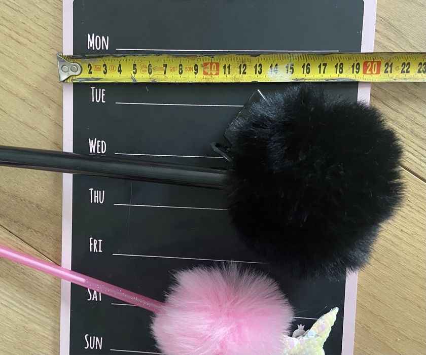 Planer-tablica zmazywalna,ozdobny dlugopis i gruby ołówek z temperówką