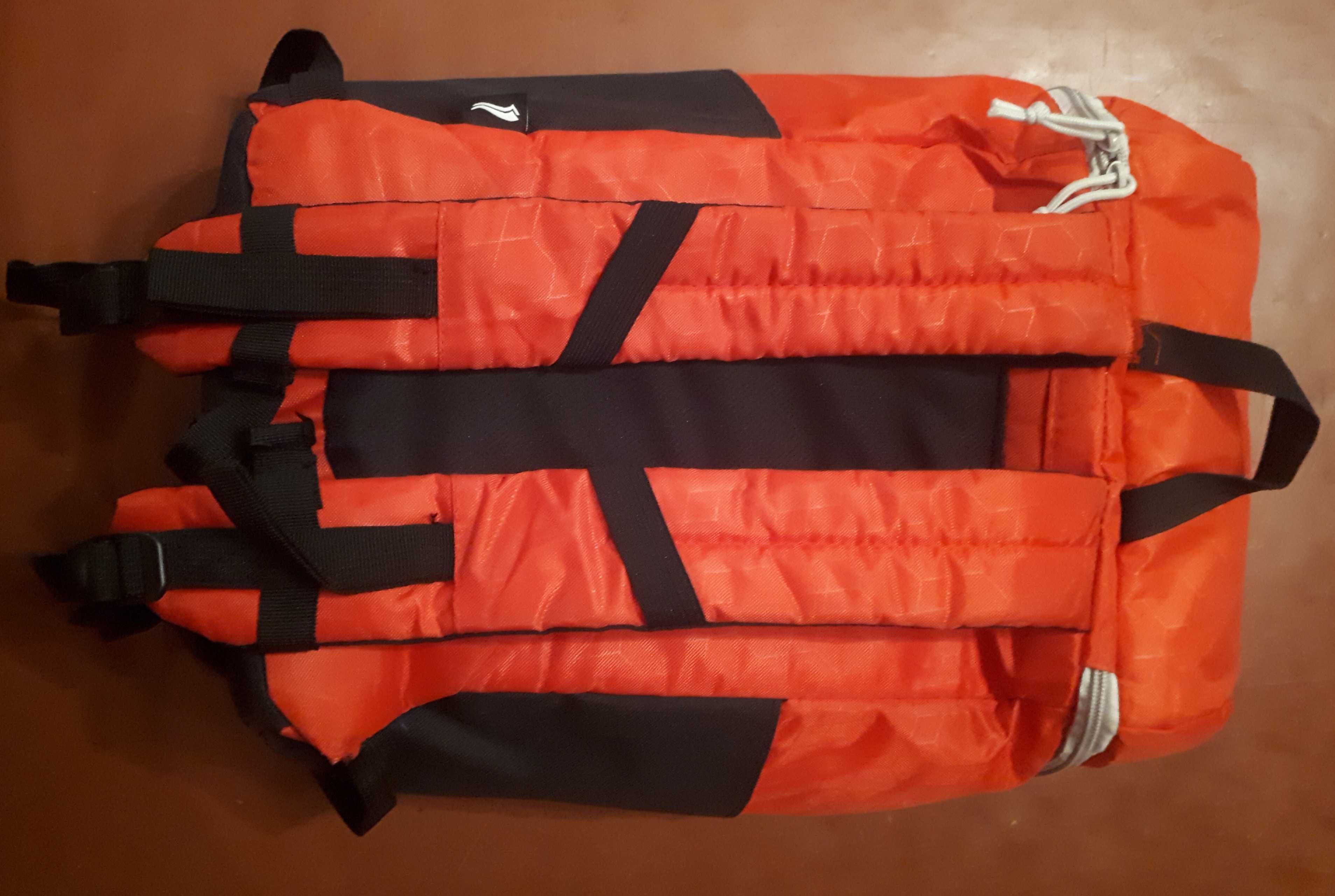 термо рюкзак термос crivit cool bag 20 л красный с черным