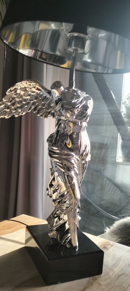 Kare Design Lampa Nike 650zł.