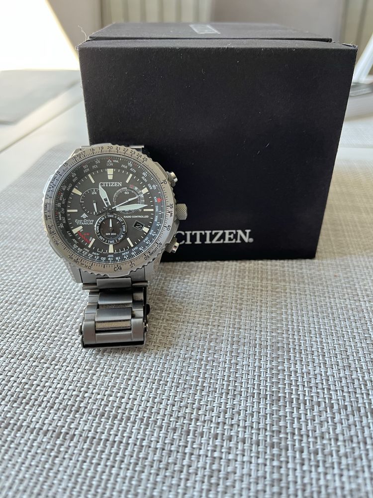 Zegarek Citizen Promaster Eco-Drive CB5010-81E