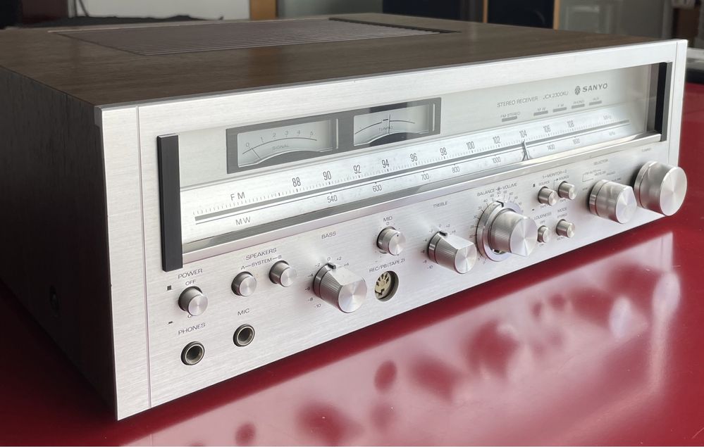 SANYO JCX 2300 KU Receiver