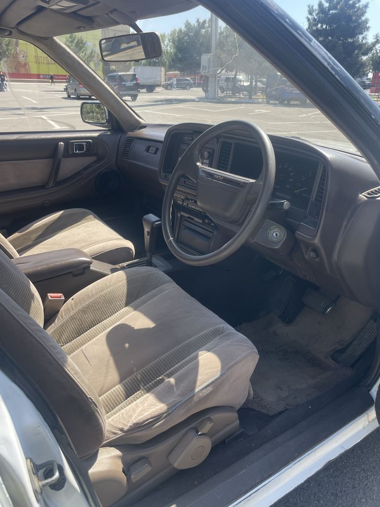 Toyota Crown Super Select