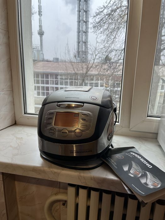 Мультиварка Redmond