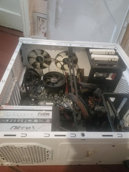 Продам компьютер цена договорная