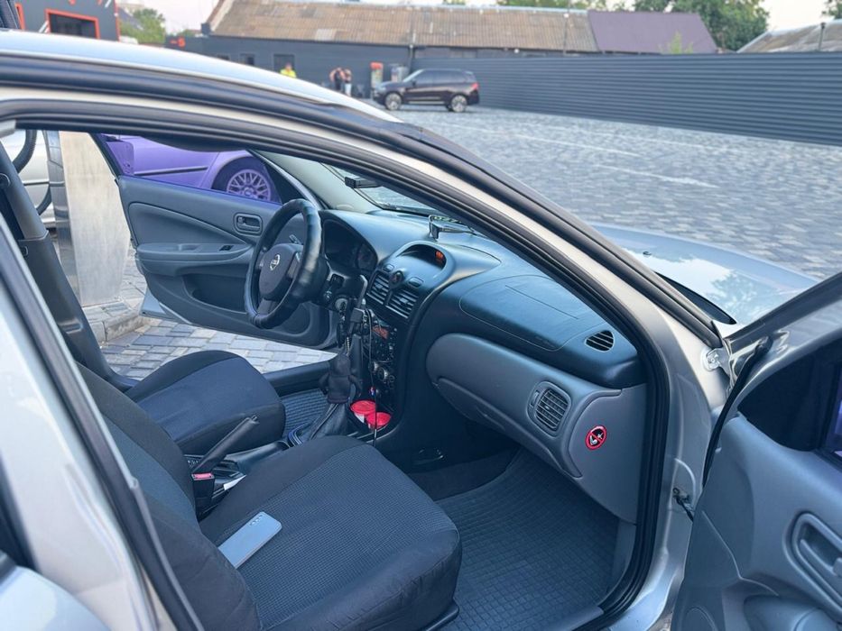 Nissan almera classic