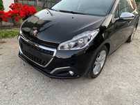 Peugeot 208 Allure CarPlay