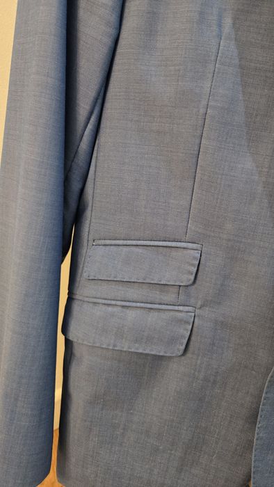 Fato da Zara azul claro em bom estado. CASACO 50- CALÇAS- 40