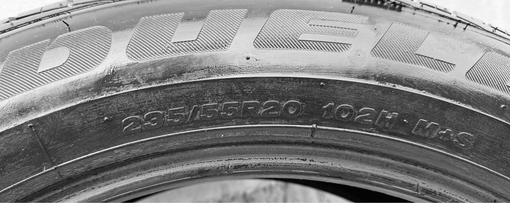 Bridgestone Dueler H/P Sport AS 235/55 r20