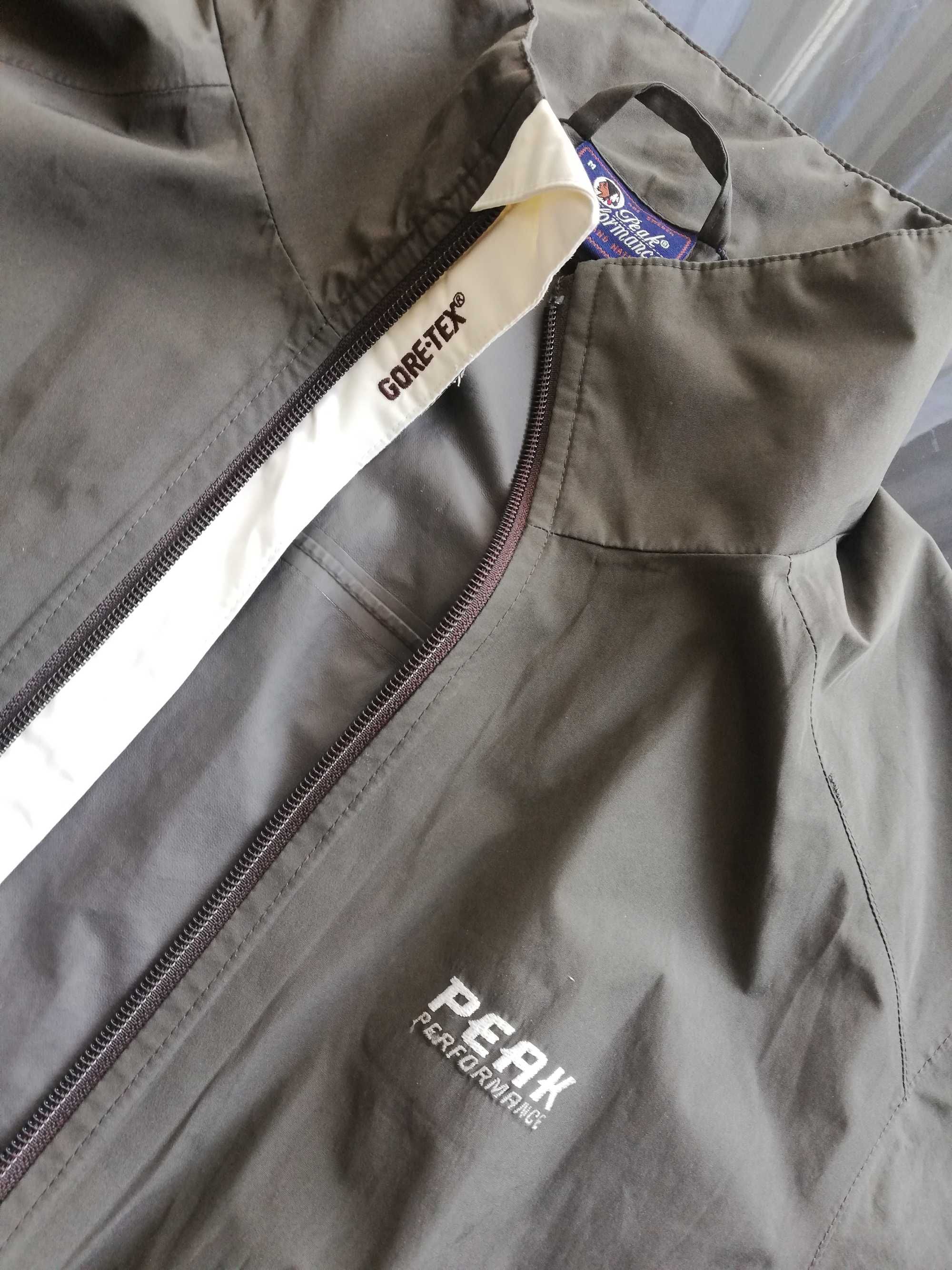 Peak Performance Kurtka damska softshell sportowa GORE-TEX 38M khaki