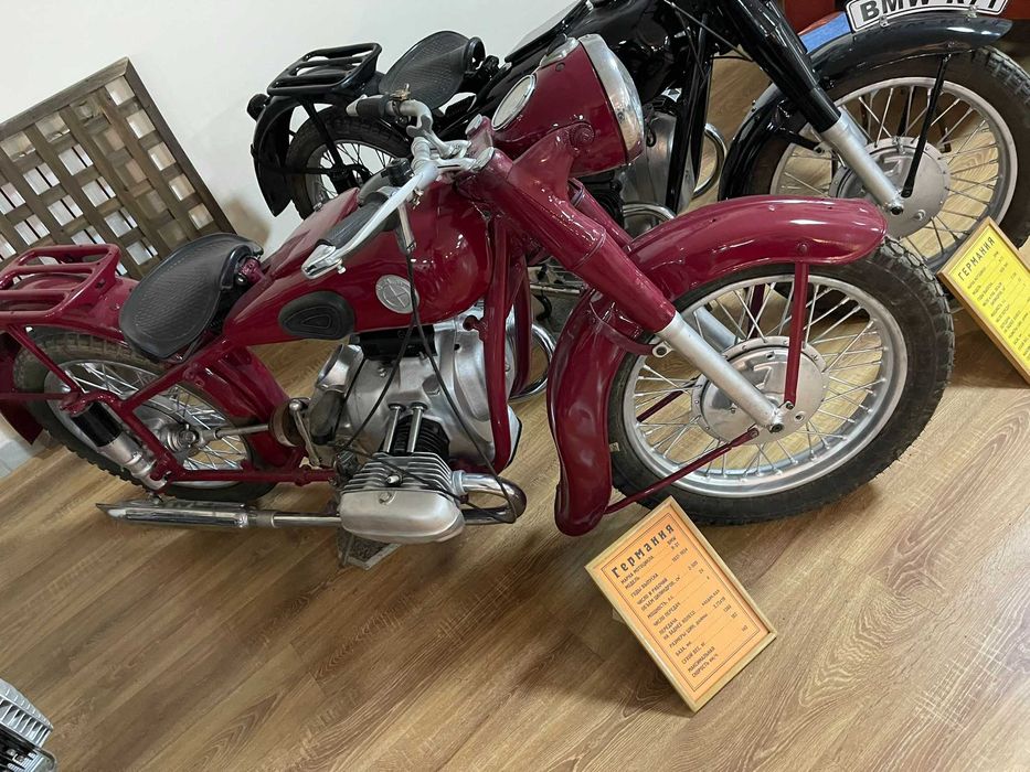 Продається колекція ретро мотоциклів BMW 1932-1941