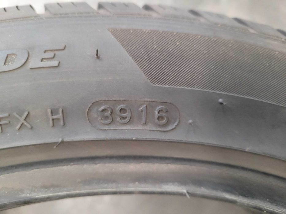 opony 225 / 45 18 hankook 2 sztuki zima