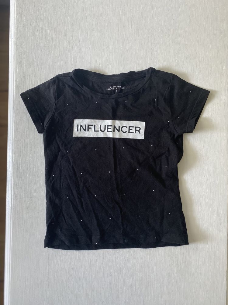 Reserved tshirt czarny w kropki influencer 110