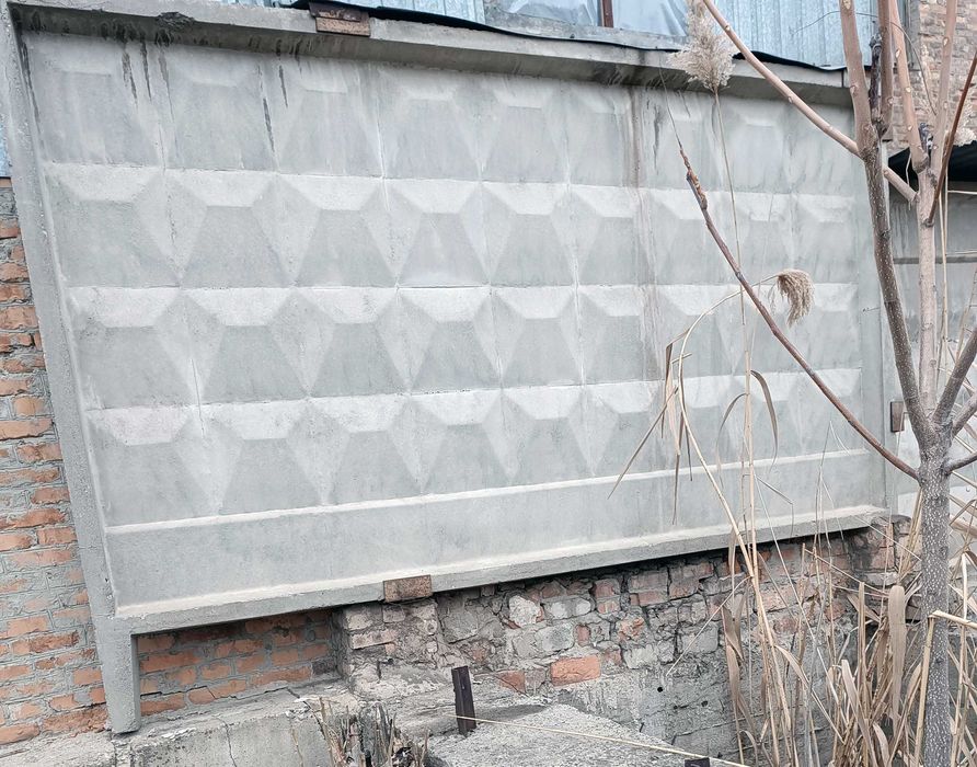 4 секції  паркана залізобетонні П6В Пліти перекриття