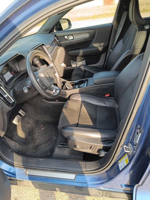 VOLVO XC 40 R-design AWD 247KM