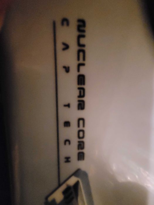 Deska snowboardowa zwiazaniami step-in i butami