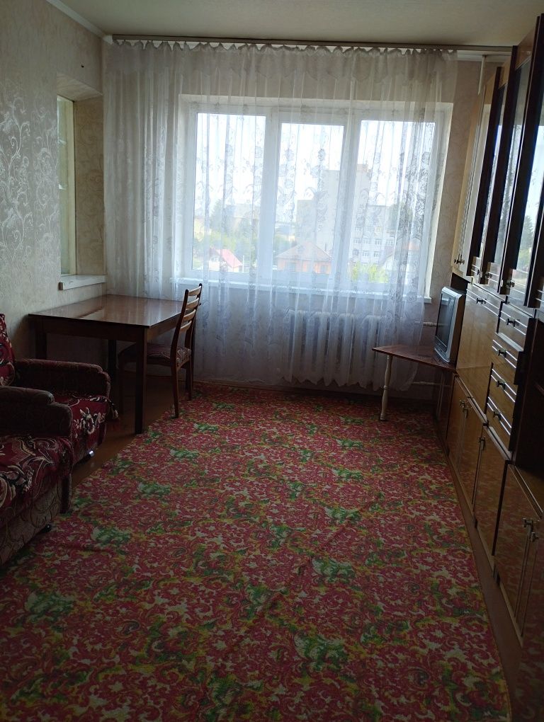 Здається трьох кімнатна квартира, Критий ринок, 7000+ ком