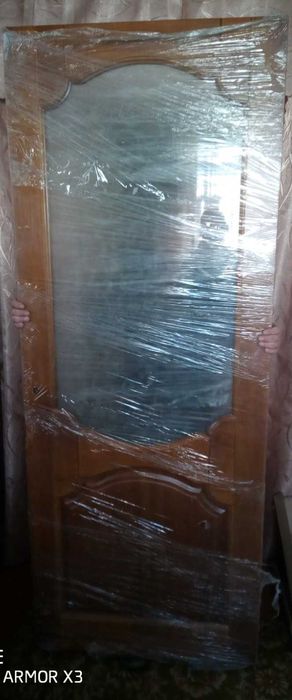 Міжкімнатні двері із натурального дерева