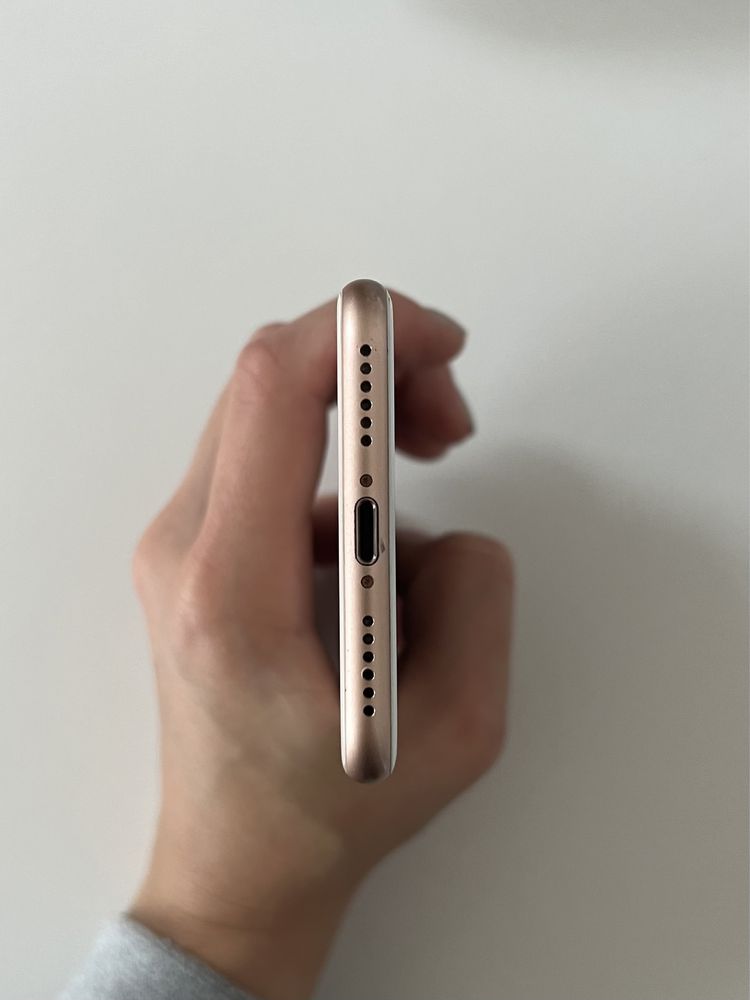 Iphone 8 64GB rosegold